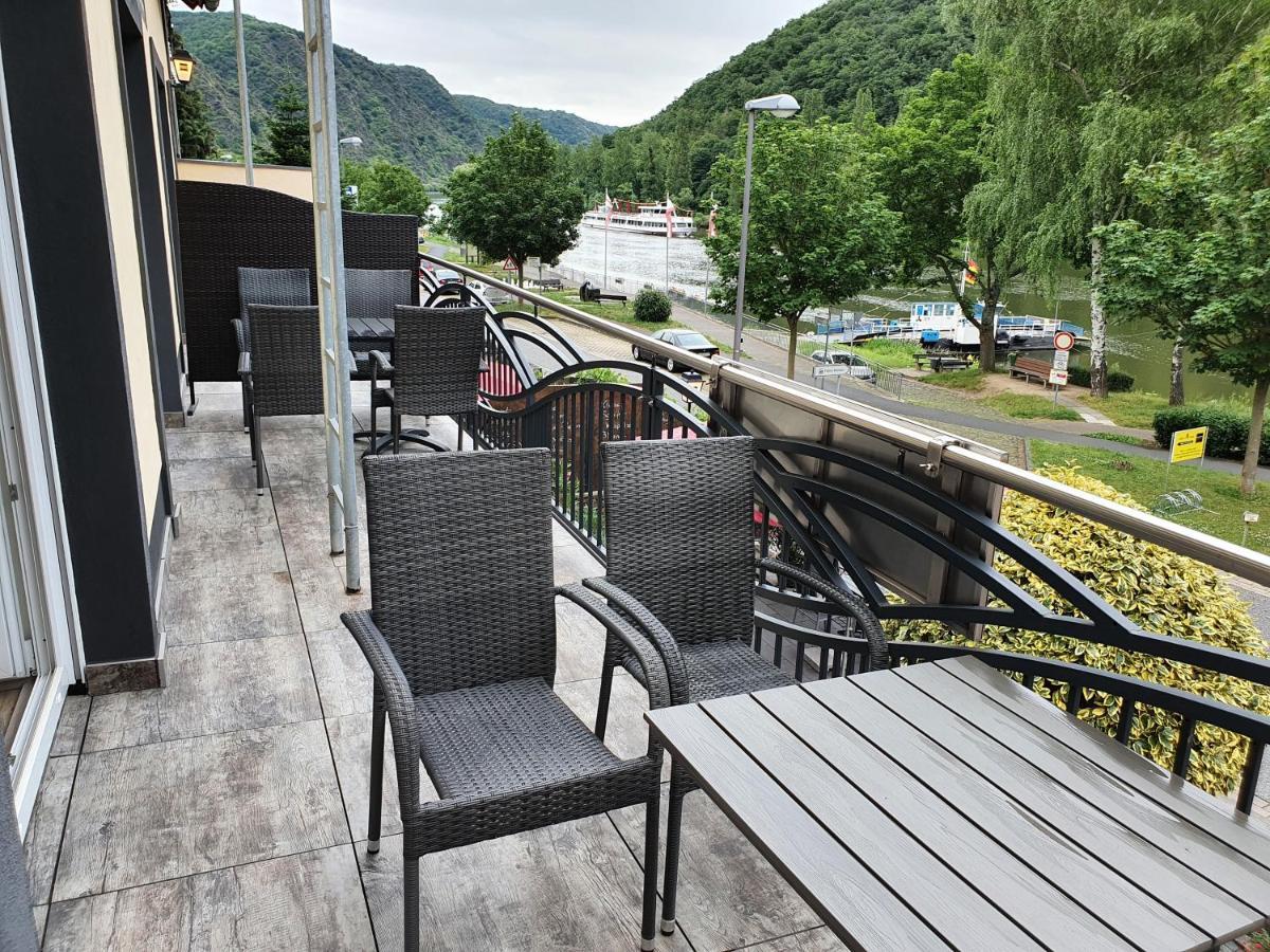 Ferienwohnung Am Fluss Клотен Екстериор снимка